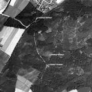 Overview 1:5,000 with GPS data; 1:Memorial memorial stone at the former camp entrance, 2: former camp grounds, 3: Memorial stone on the main road