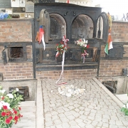 Crematorium oven