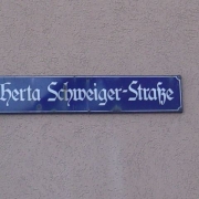 Straßenname nach dem Opfer der Gestapo, der Krankenschwester Herta Schweiger